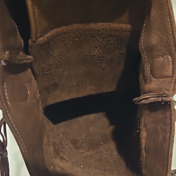 Two Bar West Brown Leather Crossbody Bag with Flap Closure - Picture 8 of 8